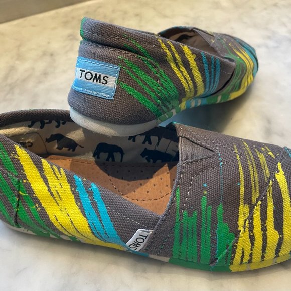 Custom made TOMS with art work by Tyler Ramsey - Picture 6 of 6